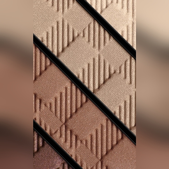 Burberry Complete Eye Palette - Gold No.25 - Picture 7 of 7